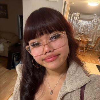 Baby-sitter in Victoria: Ashantte