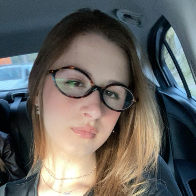 Babysitter in Poços de Caldas: Maria Eduarda