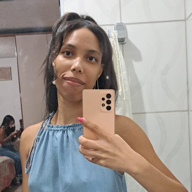 Babysitter in São Paulo: Thainá