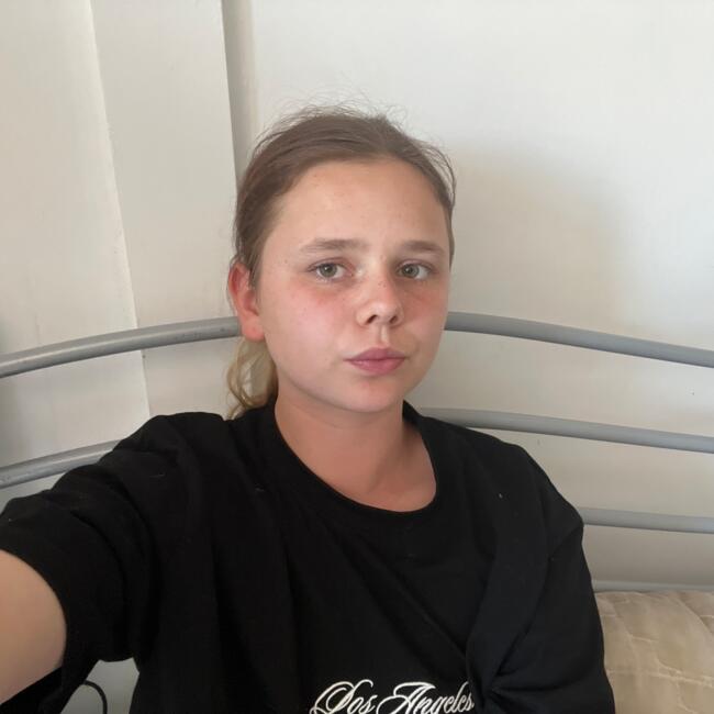 Babysitter in Dunkirk: Lisa