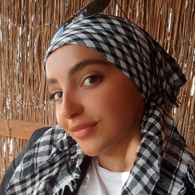 Babysitter in Koekelberg: Latifa