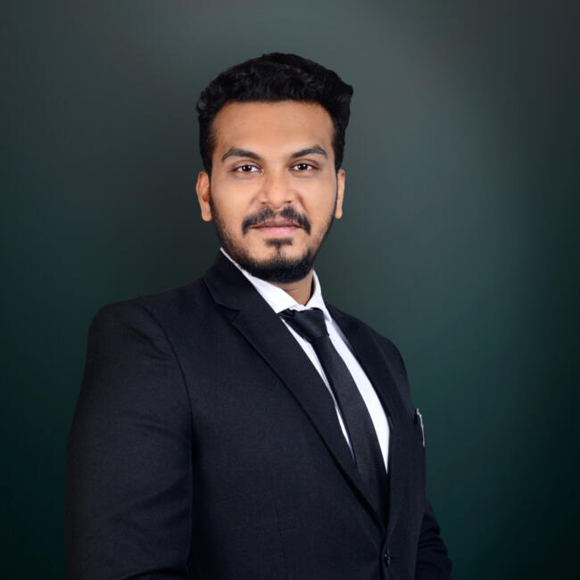 बम्बई में बेबीसिटिंग की नौकरी: Pranav