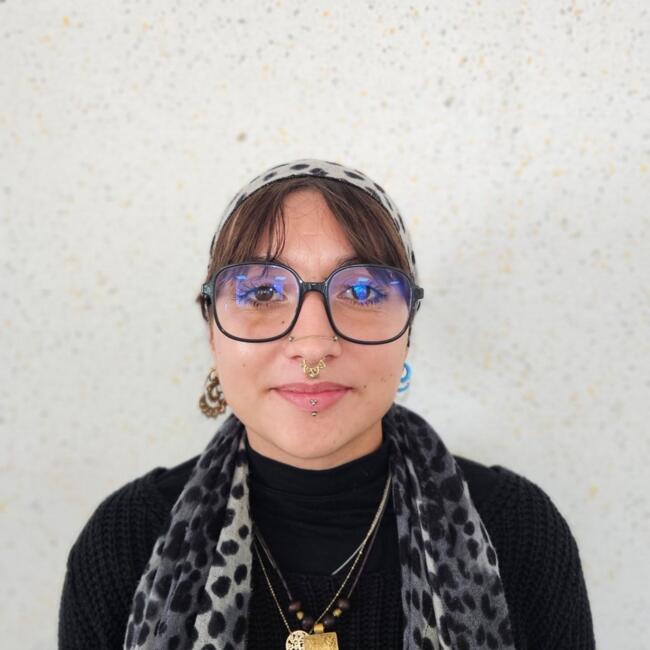 Babysitter in Marseille: Indira