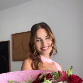 Babysitter Paphos: Ostara