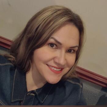 Nanny in Fredericksburg: Lesli