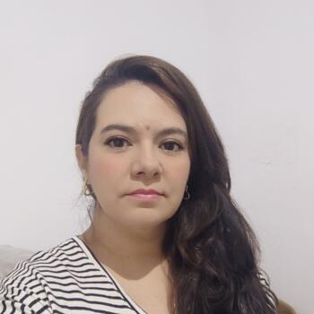 Babysitter in Paterna: Angelica María