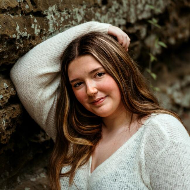 Babysitter in Lansing: Madison