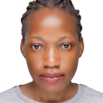 Babysitter in Entebbe: Angel