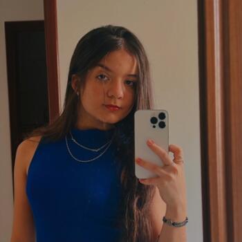 Babá Montes Claros: Débora