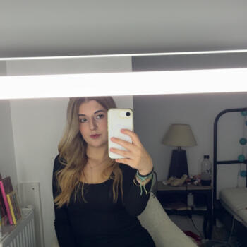 Baby-sitter Saint-Cyr-sur-Loire: Sarah