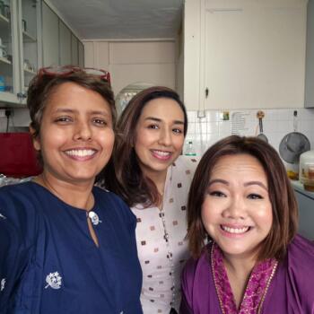 Singapore Island的临时保姆工作: 临时保姆工作 Rezia