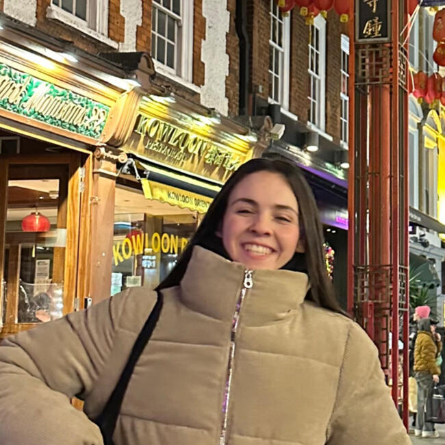 Babysitter in Saint-Colomban: Eva