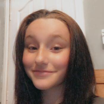 Babysitter in Huddersfield: Eva