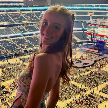 Babysitter in Lubbock: Kendall