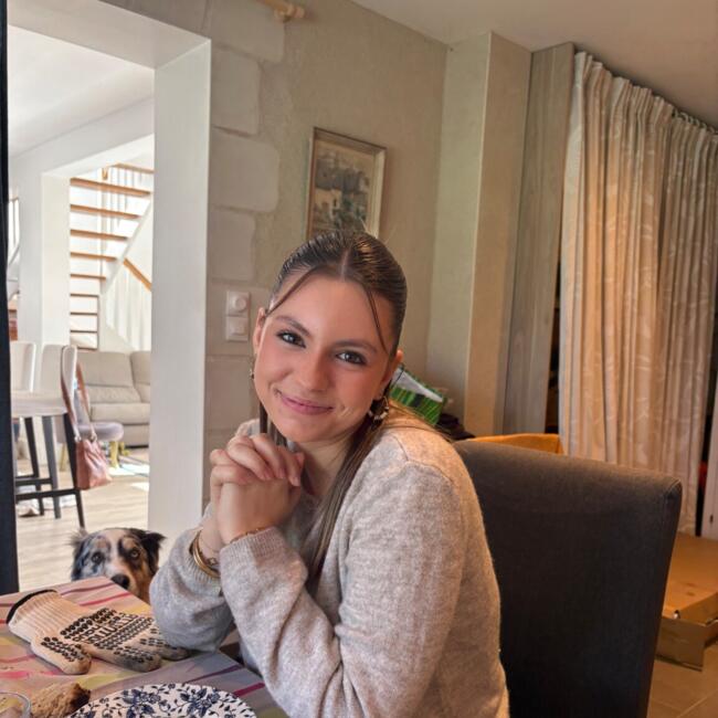 Babysitter in Luynes: Cassandre
