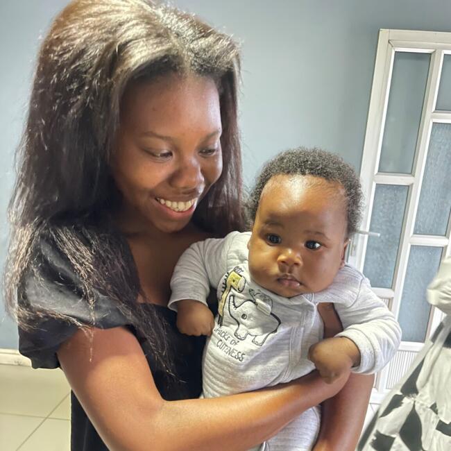 Babysitter in Cape Town: Kat(Amathemba)