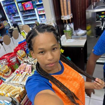 Babysitter in Mossel Bay: Naya