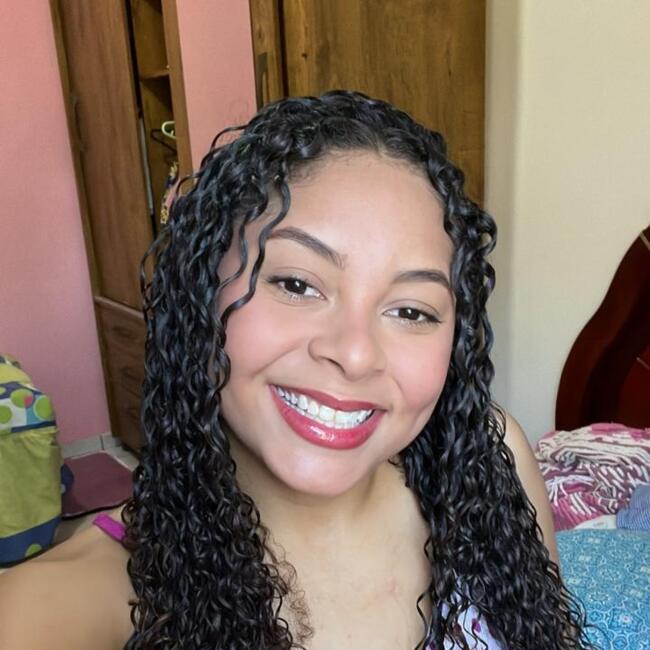 Babá em Vila Velha: Bianca