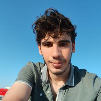 Babysitter in Les Pavillons-sous-Bois: Eliran