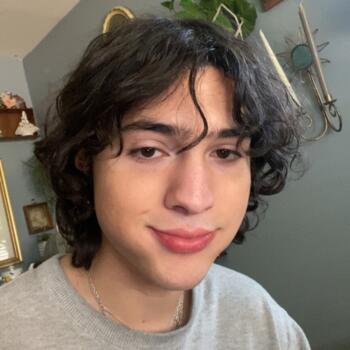 Babysitter in Fresno: Conner