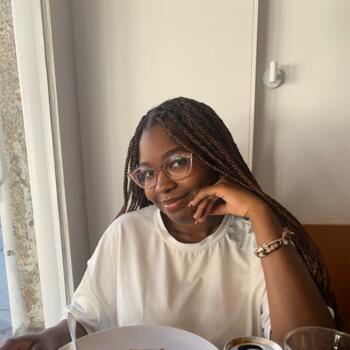 Babysitter in Braga: Sara