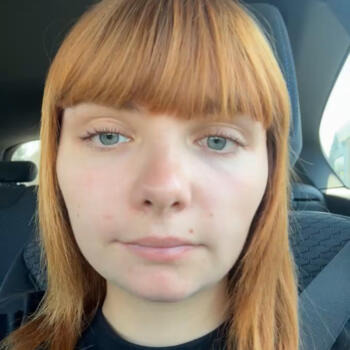 Babysitter in Charleroi: Helyne