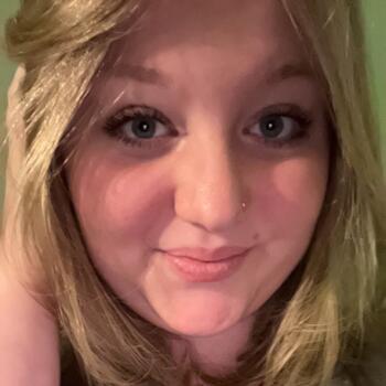 Babysitter in Reims: Aline