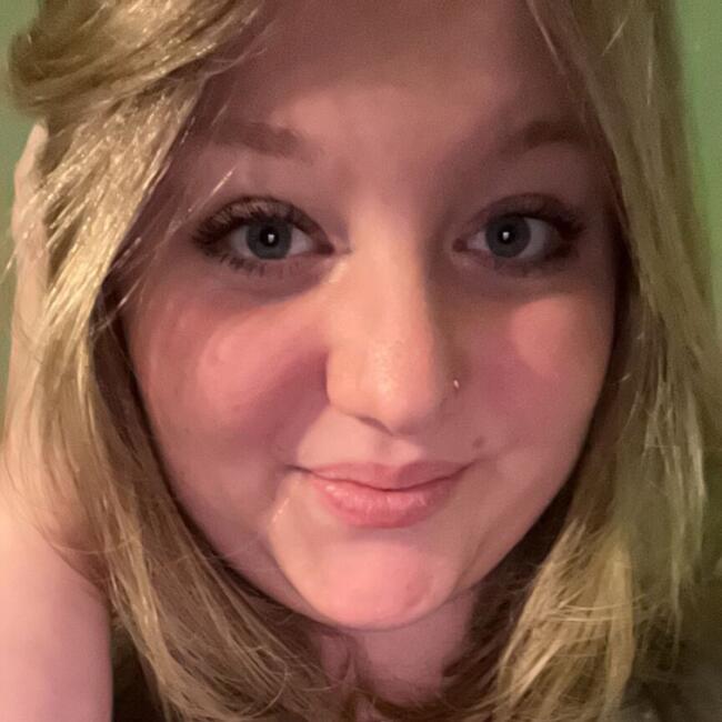 Babysitter in Reims: Aline