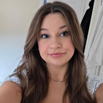 Babysitter in Horsham: Kendra