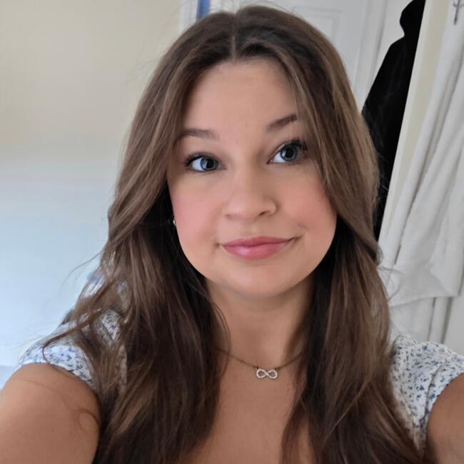 Babysitter in Horsham: Kendra