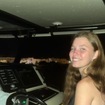 Babysitter in Anderlecht: Hinatea