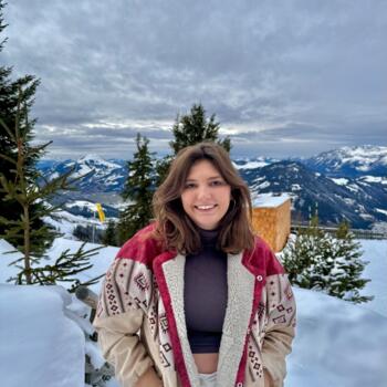 Babysitter in Krems an der Donau: Alina