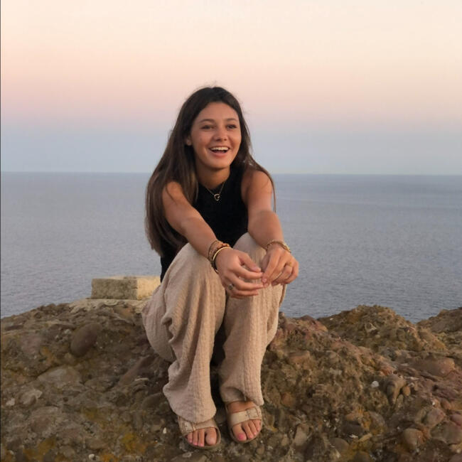 Babysitter in La Ciotat: Calista