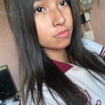 Babysitter in San Salvador: Fatima