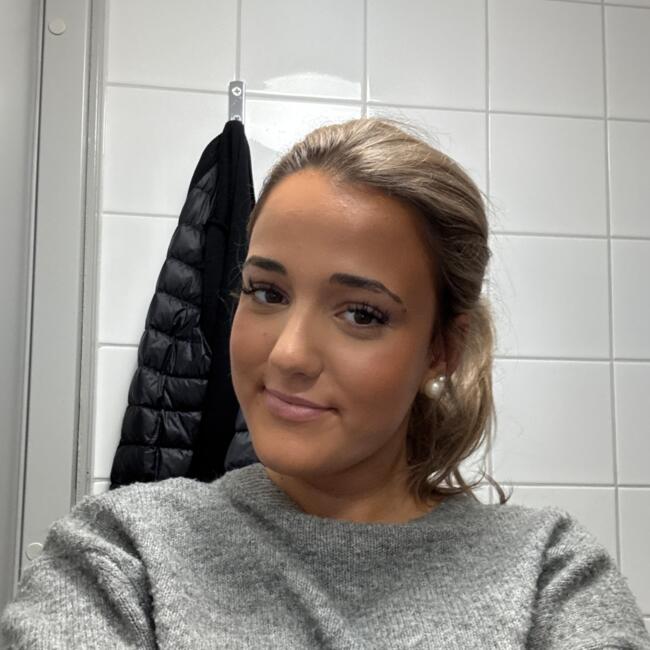 Barnvakt i Stockholm: Valeria