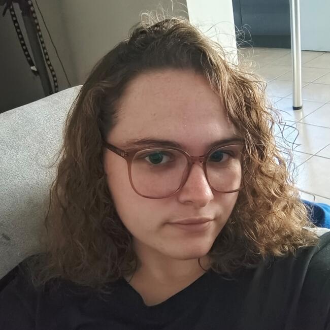 Babysitter in Courcelles-lès-Gisors: Tiphaine