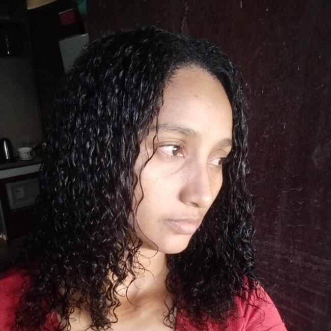 Babá em Sinop: Elaine