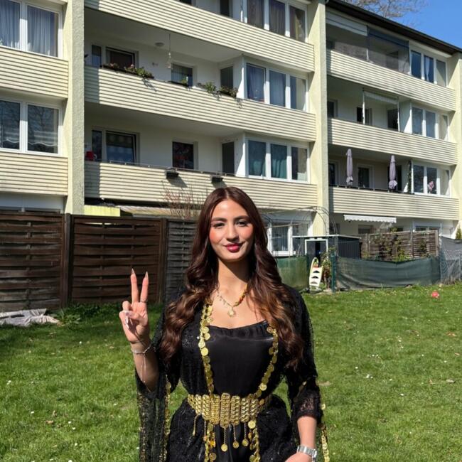 Babysitter in Brecht: Berfin