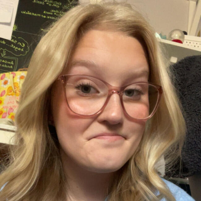 Barnvakt i Jursla: Alva