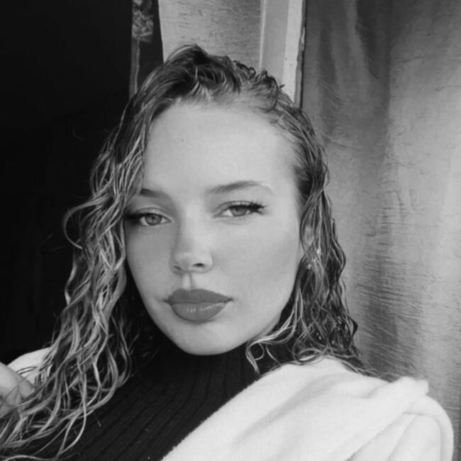 Babysitter em Setúbal: Mariana