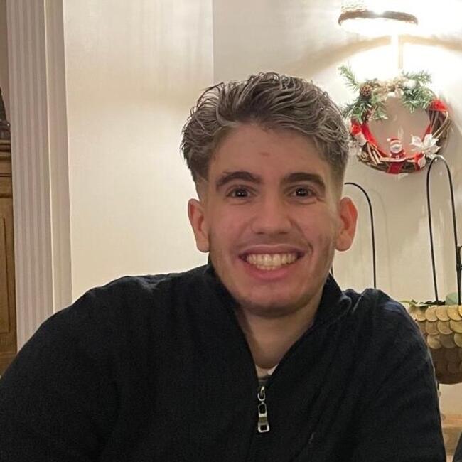 Babysitter in Bron: Ezio