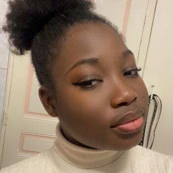 Babysitter in Amiens: Isa