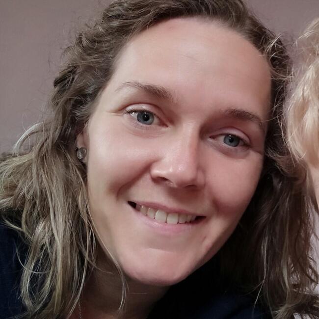 Job de garde d'enfants à Ban-de-Sapt: Helene