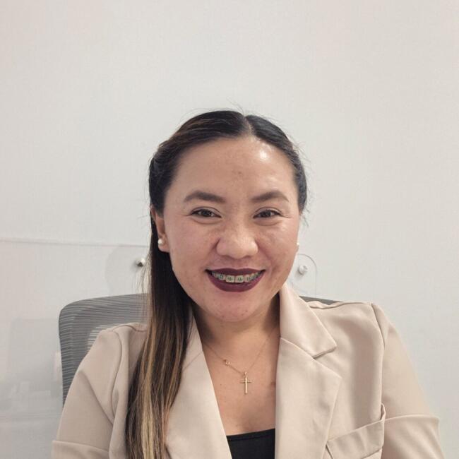 Nanny in Ras al-Khaimah: Flora