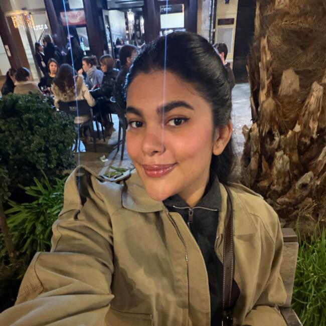 Canguro en Valencia: Yalda