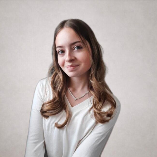 Babysitter in Caussade: Lea