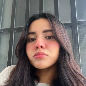 Niñera Tres de Mayo: Jocelyn