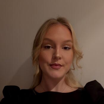 Babysitter in Paris: Manon