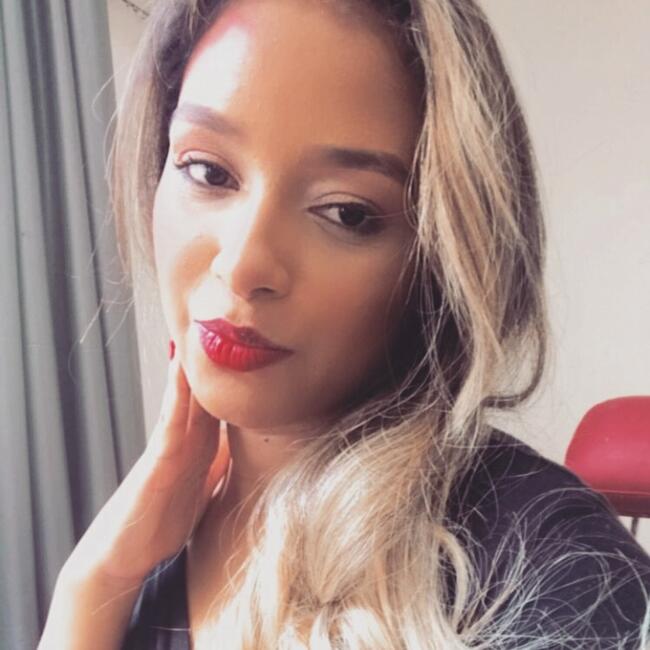 Babá em Rio de Janeiro: Angela