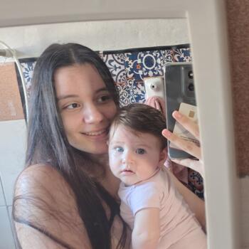 Babysitting job in Pindamonhangaba: babysitting job Ana Beatriz